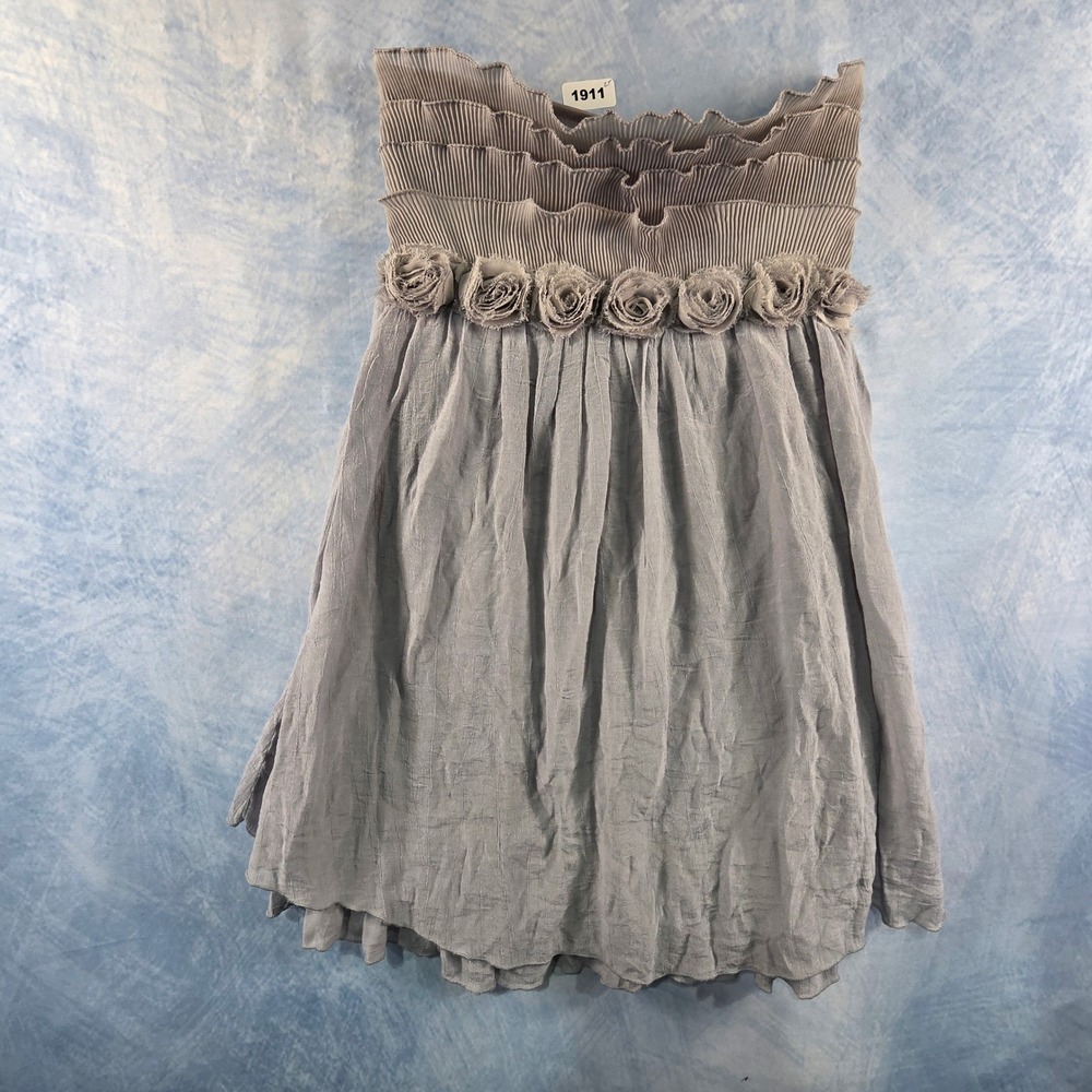 Rachael & Chloe Grey Strapless Rosette Mini Dress Smocked Back Size Medium